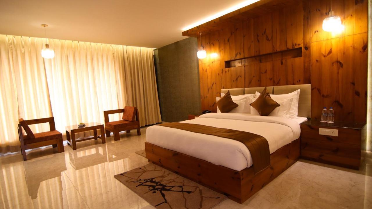 Golden Fern Resort Shimla Exterior foto